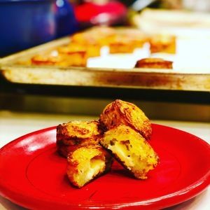 Meet your Posher, Swiss